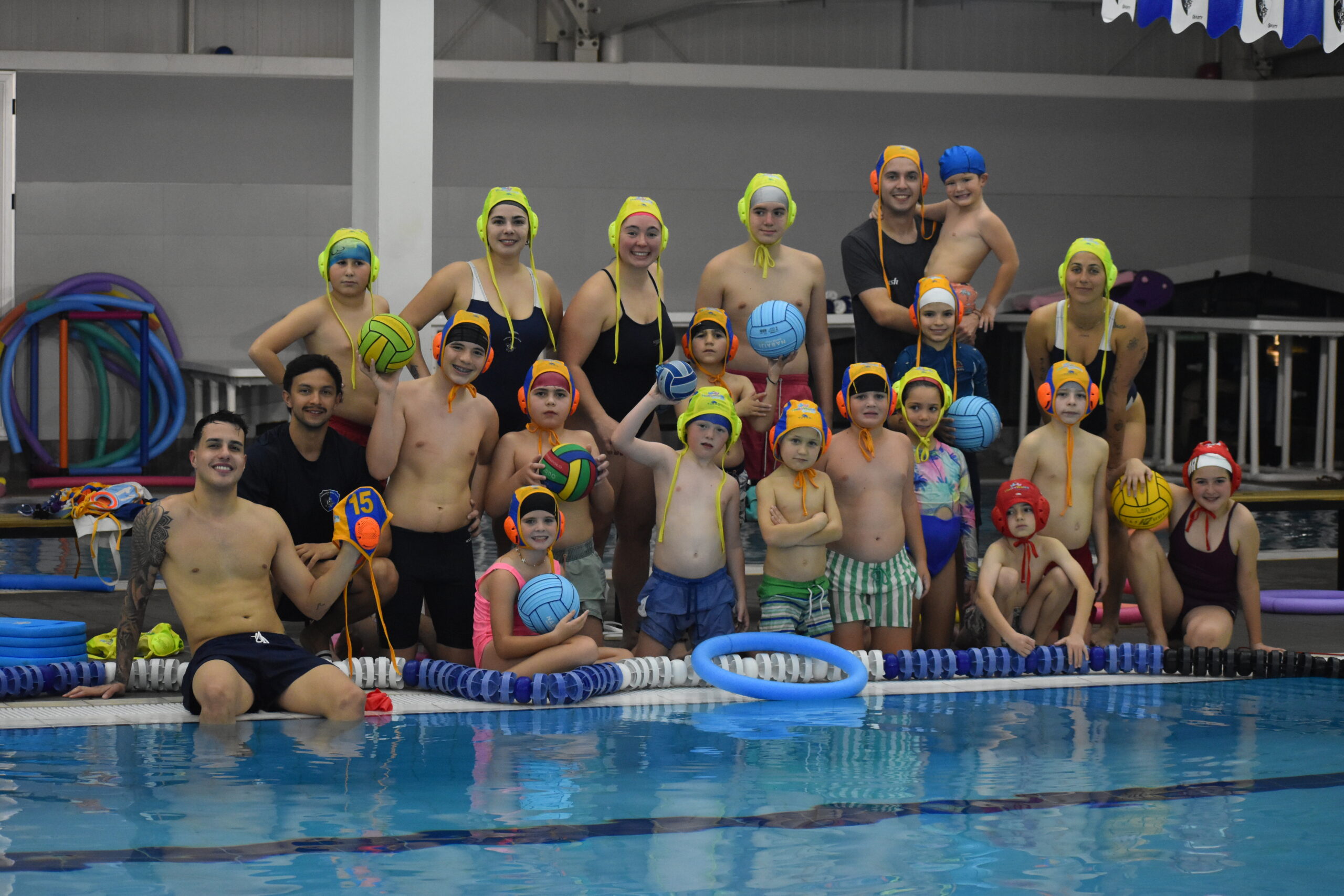 Iniciación al Waterpolo con una invitada de lujo